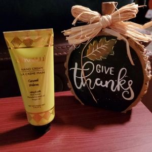 1 Spongelle Hand Cream